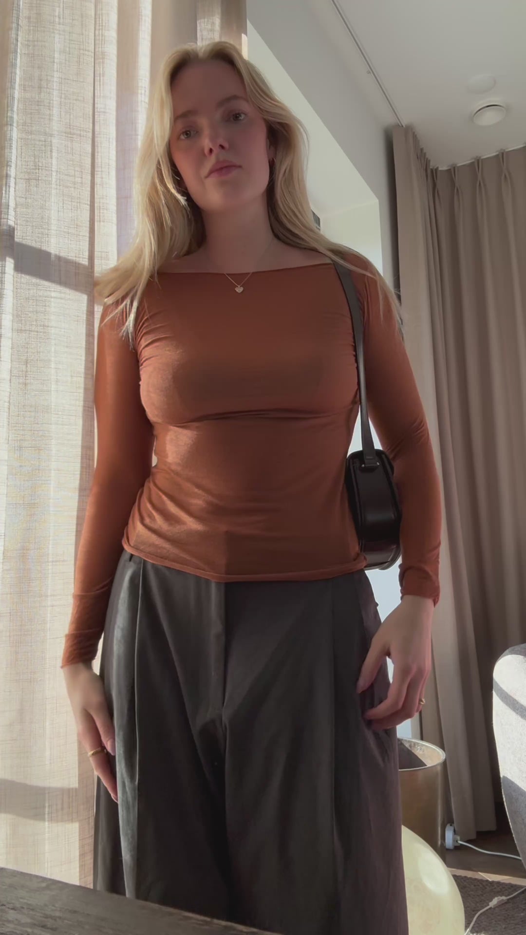 Video: Alea Baselayer i Burnt Amber fra Cashé Atelier